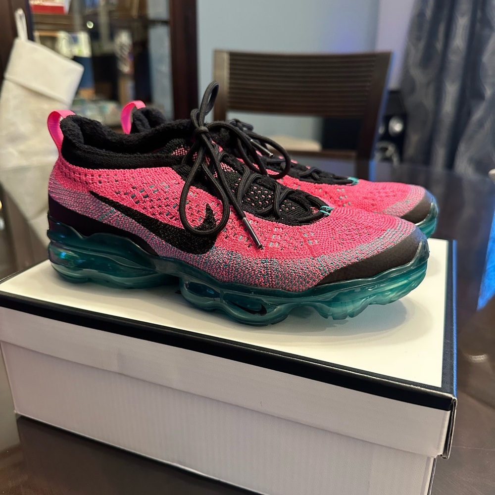 Nike Pink and Black VaporMax Flyknit Shoes